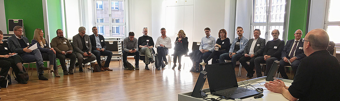 Frank Stachs Session „Tschüss Einheitsbrei“ drehte sich um Stiftungen und Gemeinnützigkeit von Journalismus. | Foto: Beate Krämer